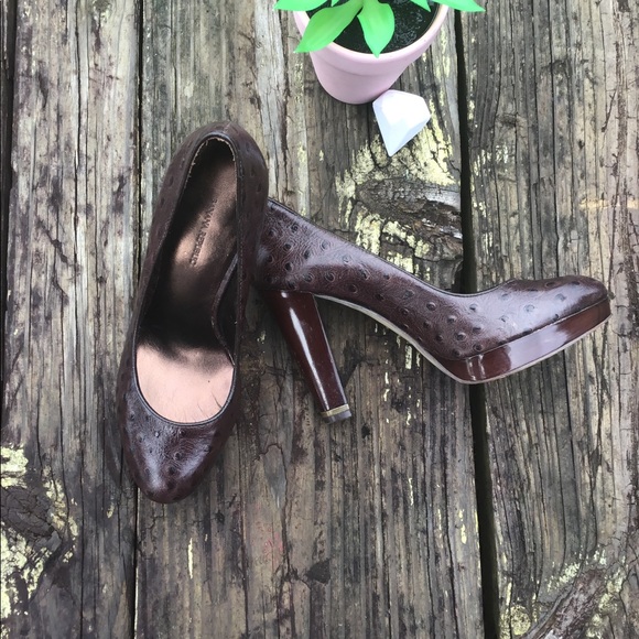 Brown Ostrich Leather Platform Pumps - Picture 3 of 4